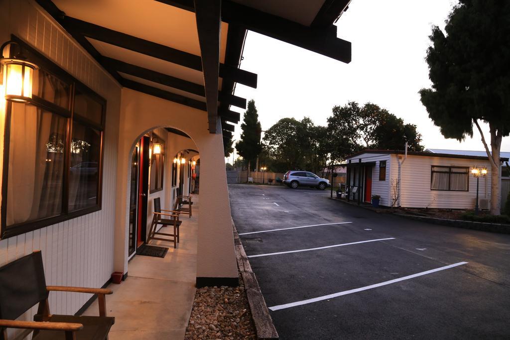 Papakura Motor Lodge & Motel Εξωτερικό φωτογραφία