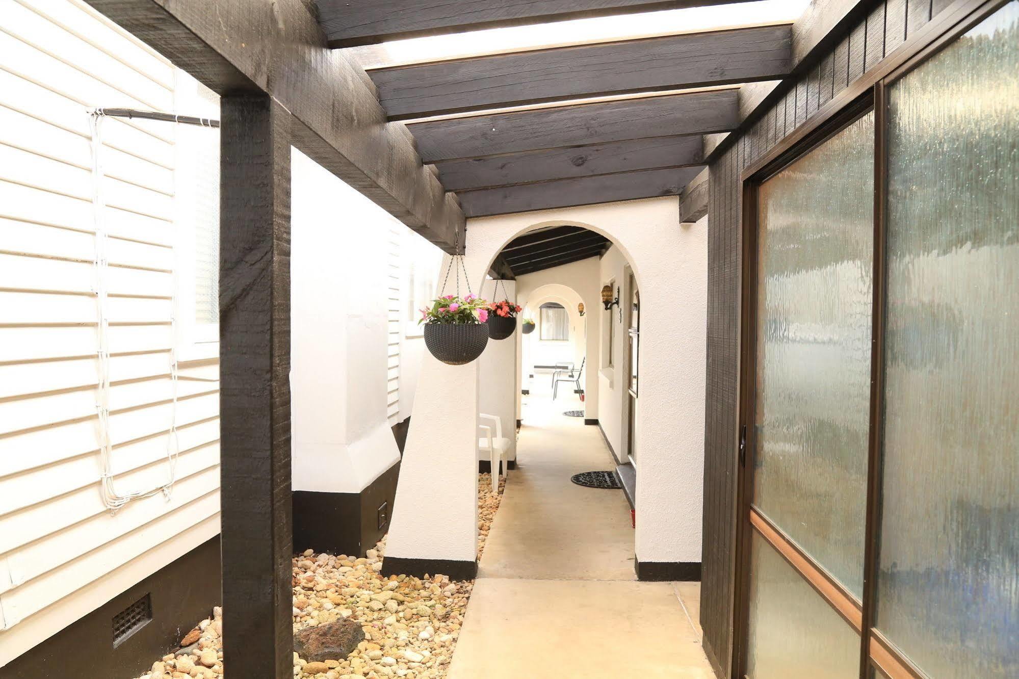 Papakura Motor Lodge & Motel Εξωτερικό φωτογραφία